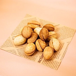 Nuts with condensed milk