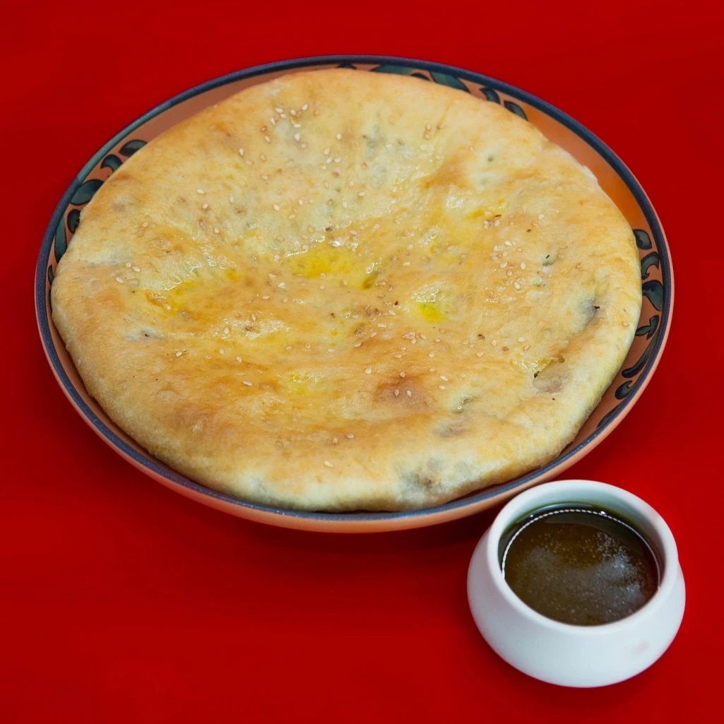 Khachapuri with beef