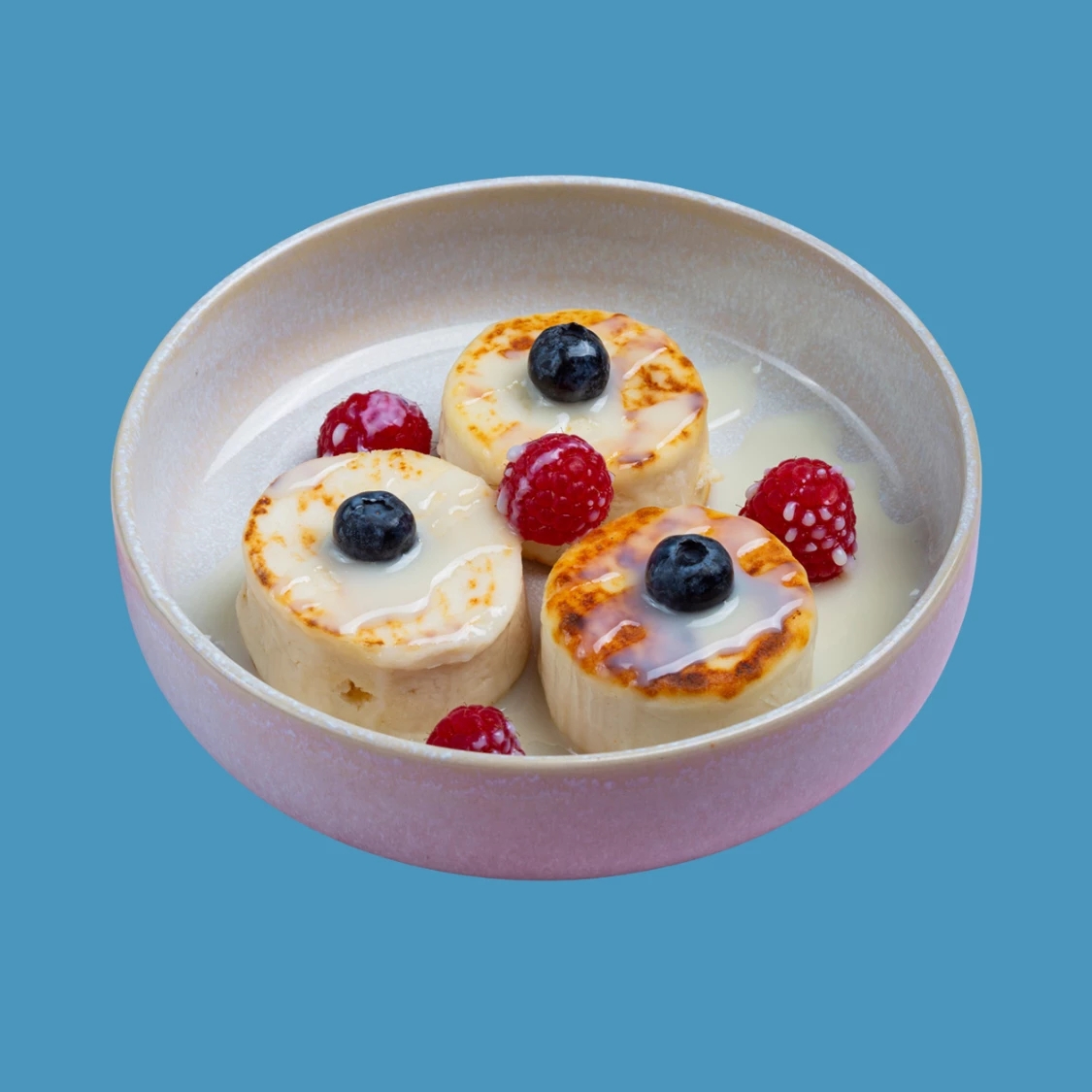 Pancakes with cottage cheese (Syrniki)